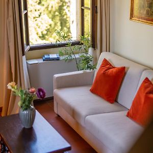 Deluxe Zimmer mit Kingsize-Bett